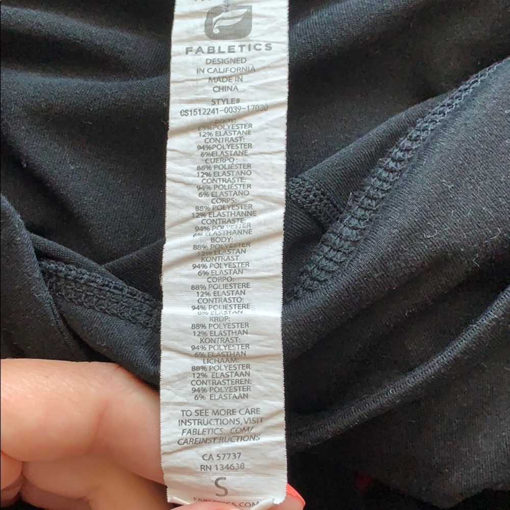 Fabletics workout capris - Picture 4 of 5